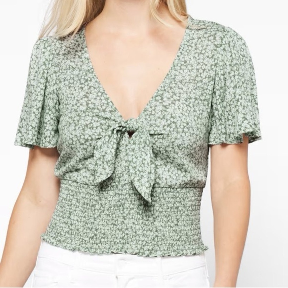 Mason & Belle light green floral crop top with v neck and tie